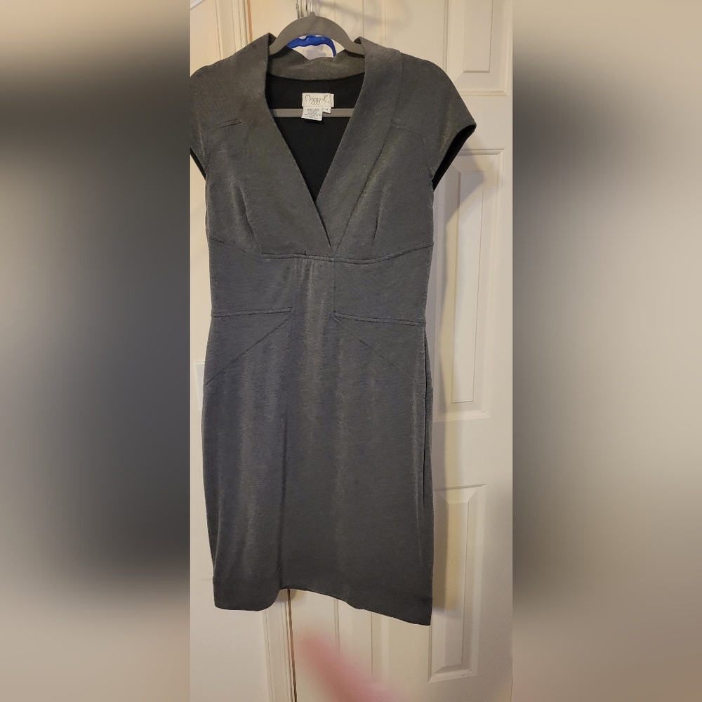 Maggie L banded dress size 14 grey